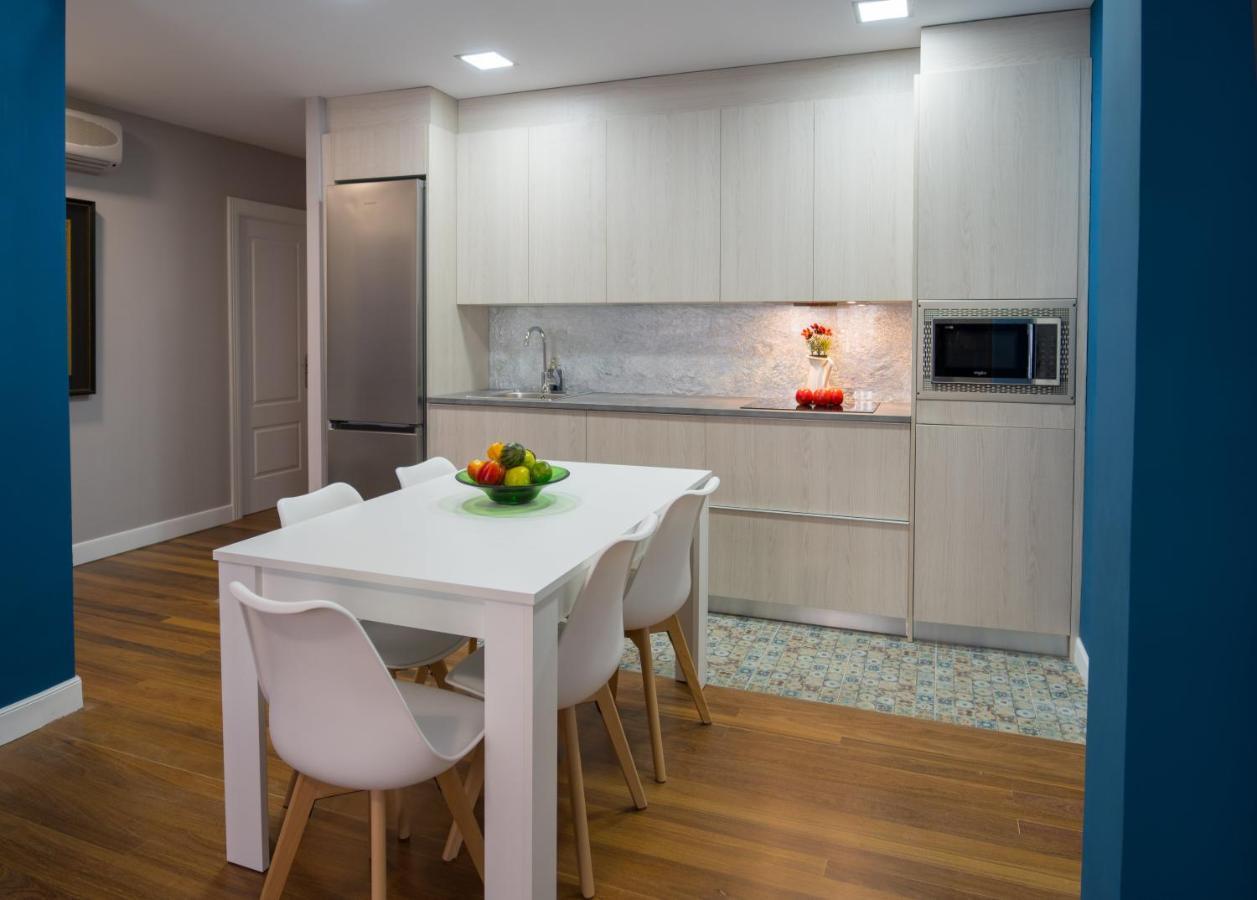Ok Bilbao Apartment Bagian luar foto