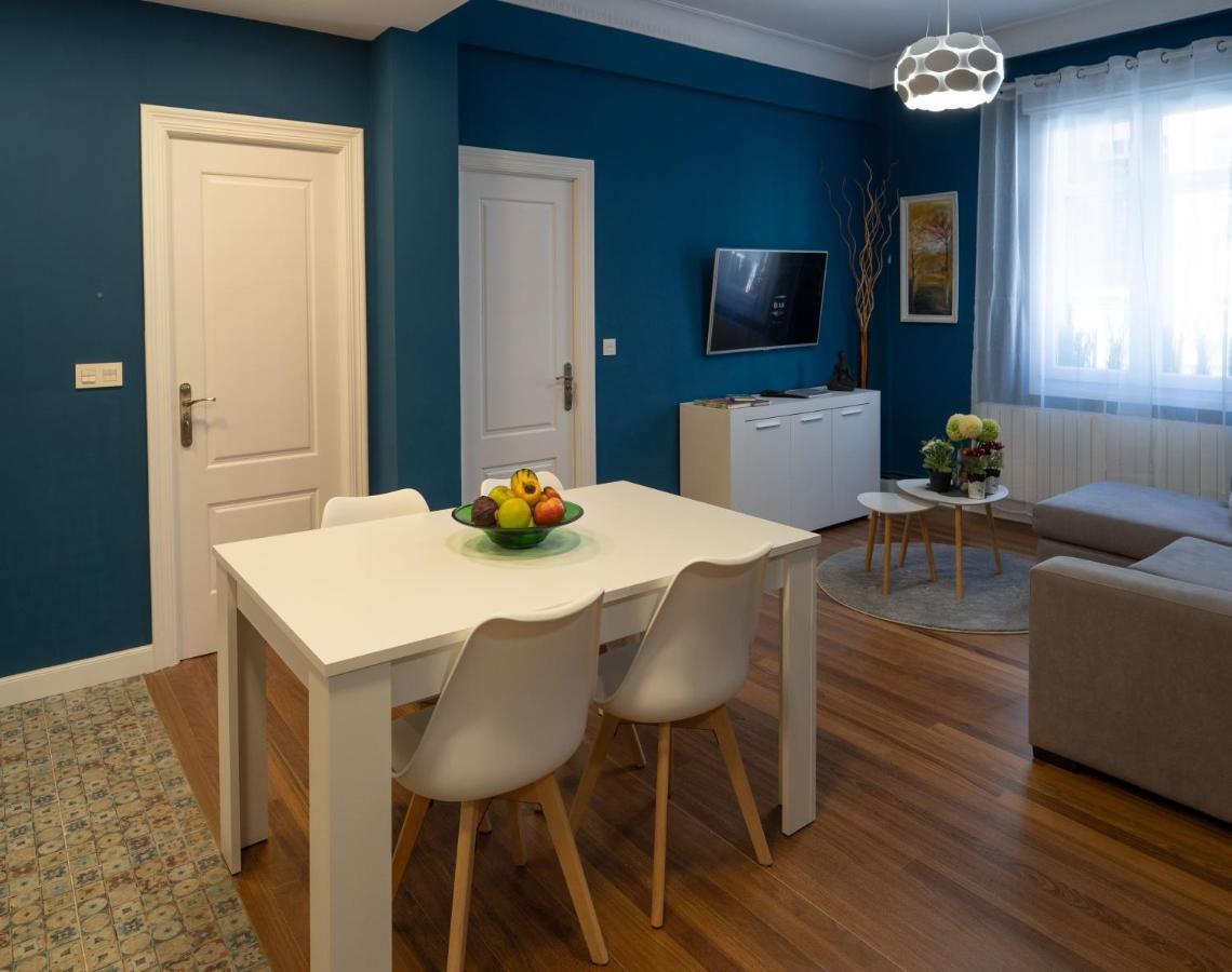 Ok Bilbao Apartment Bagian luar foto